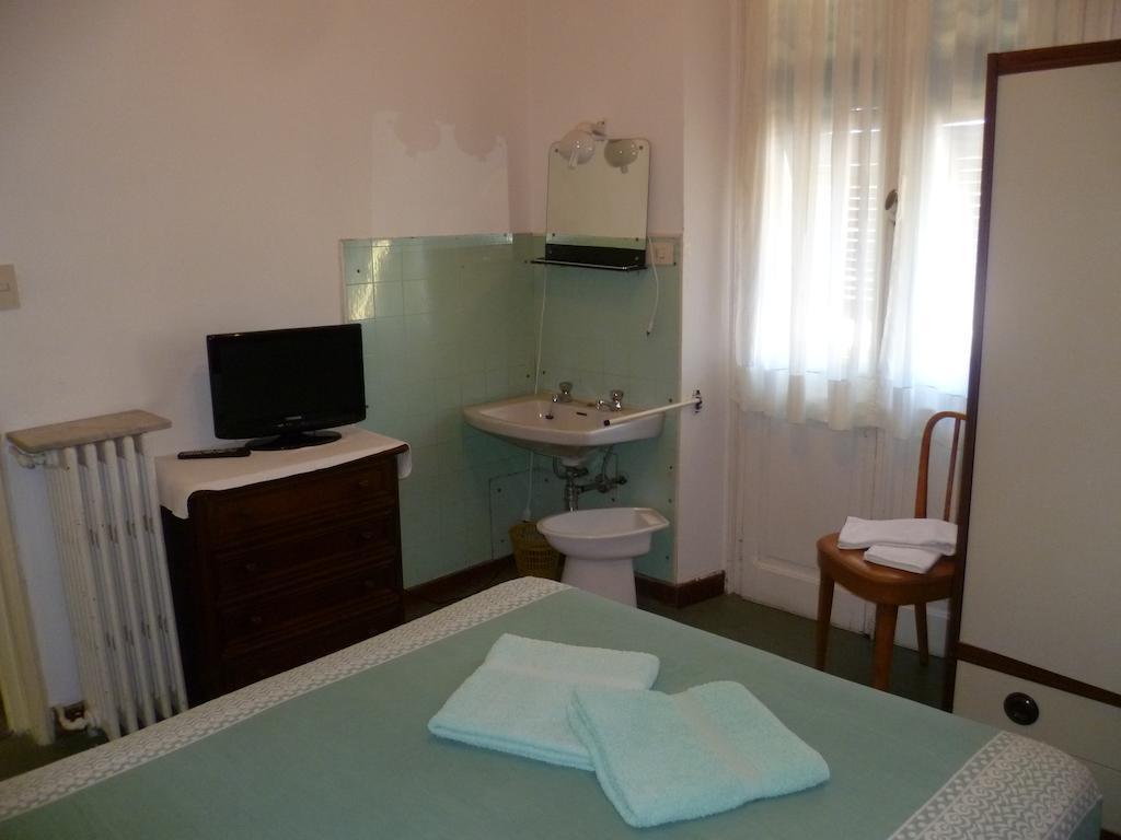 Pensione Elvezia Rapallo Oda fotoğraf
